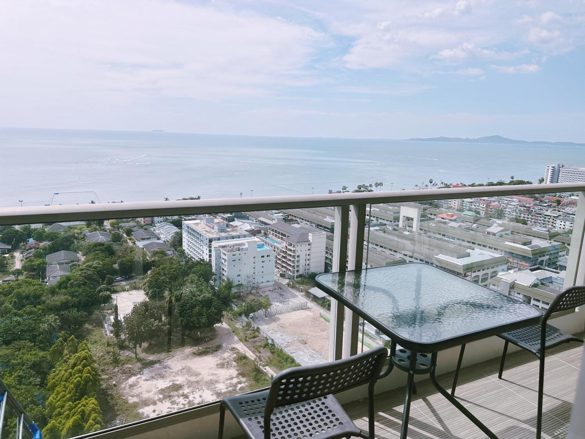 Apartamento Riviera Jomtien By Daisy Pattaya 2 Exterior foto